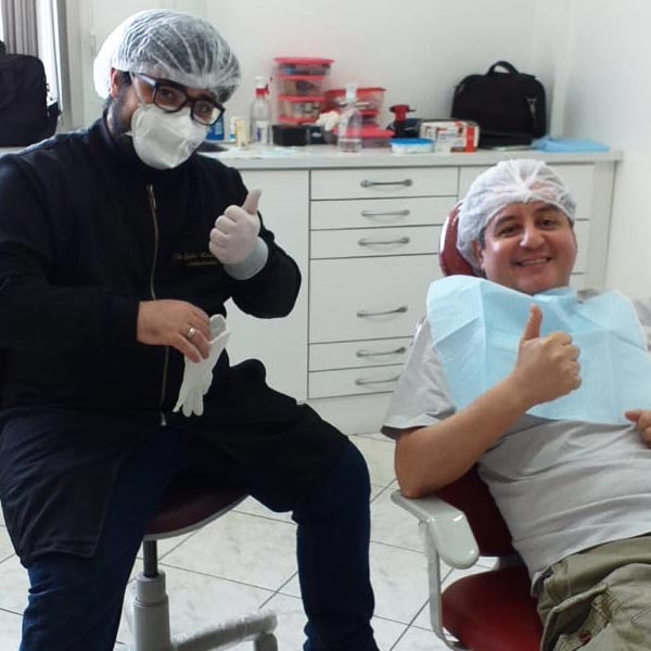 Dentista na Avenida Meriti Penha